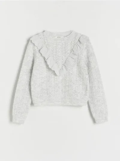 Reserved Sweter o prostym kroju, wykonany z ażurowej dzianiny. - jasnoszary