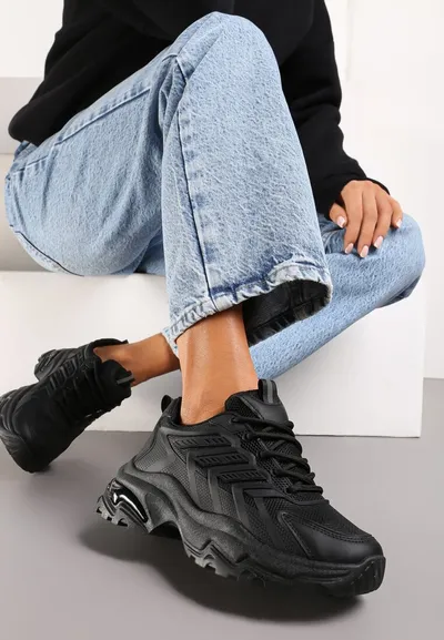 Renee Czarne Sneakersy na Niskiej Platformie z Ozdobnymi Wstawkami na Cholewce Amrogia