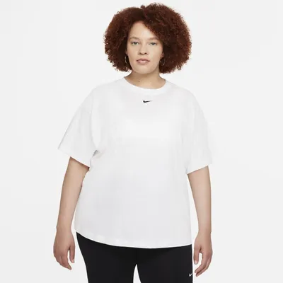 Nike Damska koszulka z krótkim rękawem o kroju oversize Nike Sportswear Essential (duże rozmiary) - Biel