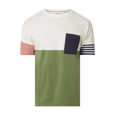 Anerkjendt Anerkjendt T-shirt o pudełkowym kroju z bawełny ekologicznej model ‘Kikki’
