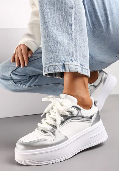 Renee Biało-Srebrne Sznurowane Sneakersy na Platformie z Metalicznymi Wstawkami Arileva
