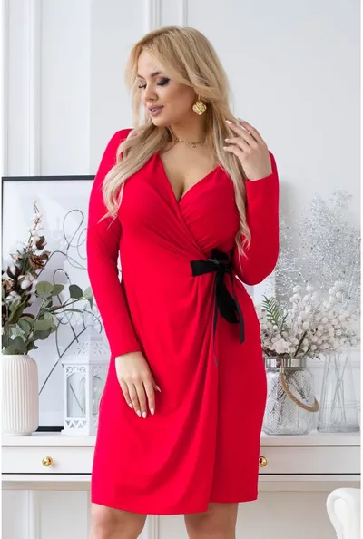 XL-ka Kopertowa czerwona sukienka z wiązaniem w talii - MANUELA