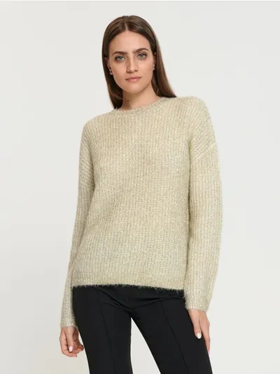 Sinsay Miękki, prążkowany sweter uszyty z szybkoschnącego materiału i ozdobiony połyskującą nitką. - złoty