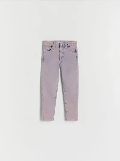 Reserved Jeansy typu slim, wykonane z tkaniny z bawełną. - fioletowy