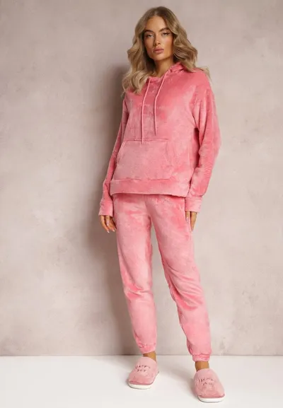 Renee Różowy 2-częściowy Pluszowy Komplet Piżamowy z Bluzą Kangurką i Spodniami Jogger Vegame