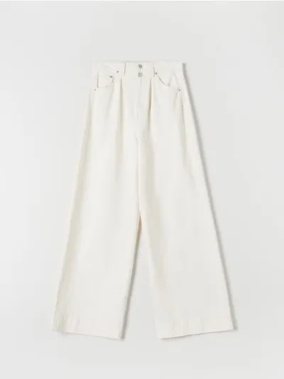 Sinsay Białe spodnie jeansowe o kroju wide leg uszyte z bawełny. - kremowy