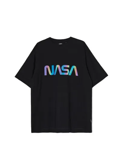 Cropp Czarny t-shirt z nadrukiem NASA