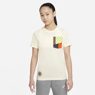 Nike T-shirt dla dużych dzieci Nike Sportswear - Biel