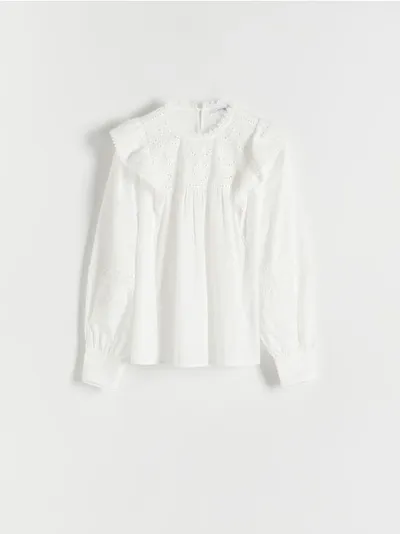Reserved Bluzka o swobodnym fasonie, wykonana z gładkiej, bawełnianej dzianiny. - złamana biel
