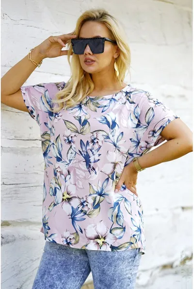XL-ka Pudrowa bluzka plus size w kwiatowy wzór - Molena