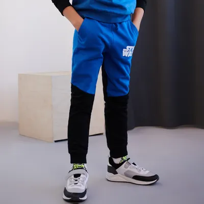 Sinsay Spodnie dresowe jogger Star Wars - Czarny
