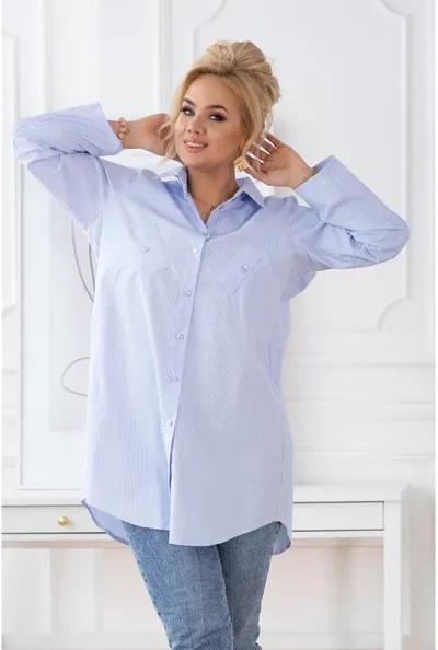 XL-ka Długa biało-niebieska koszula w paski plus size z podwijanymi rękawami - SINDI