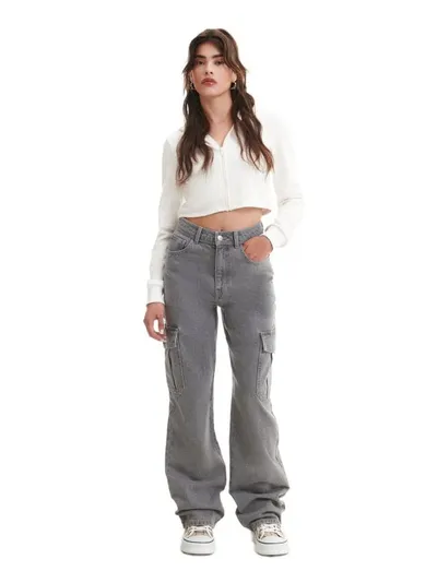 Cropp Szare jeansy z kieszeniami cargo