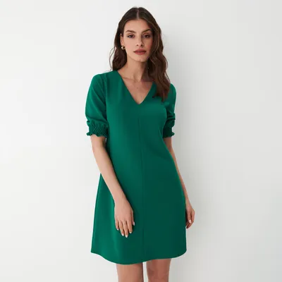 Trapezowa sukienka mini - Zielony