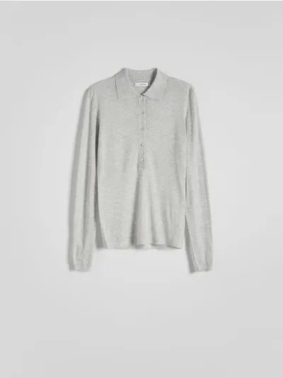 Reserved Sweter z kolekcji PREMIUM, wykonany z lyocellu. - jasnoszary