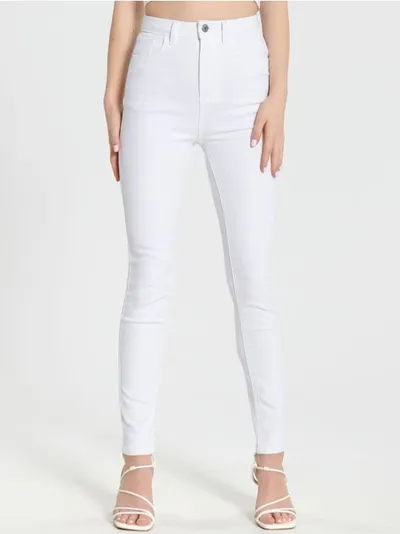 Sinsay Spodnie jeansowe skinny z wysokim stanem, wykonane z bawełny z domieszką elastycznych włókien. - biały
