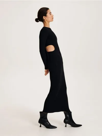 Reserved Sukienka o dopasowanym fasonie, wykonana z dzianiny na bazie bawełny z domieszką elastycznych włókien. - czarny