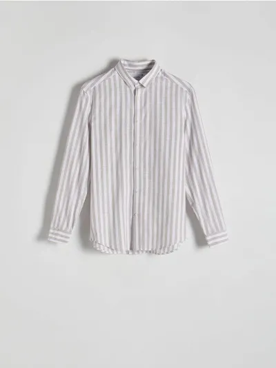 Reserved Koszula o regularnym kroju, wykonana z bawełnianej tkaniny. - beżowy