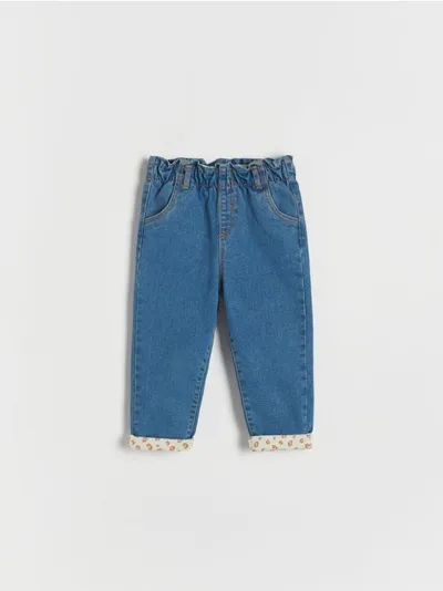 Reserved Ocieplane jeansy typu baggy, wykonane z łączonych materiałów. - niebieski