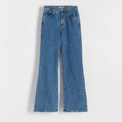 Jeansy z rozszerzanymi nogawkami - Niebieski