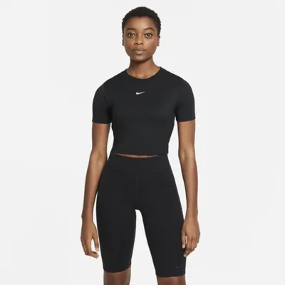 Nike Damska krótka koszulka Nike Sportswear Essential - Czerń