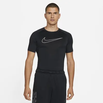 Nike Męska koszulka z krótkim rękawem o przylegającym kroju Nike Pro Nike Pro Dri-FIT - Czerń