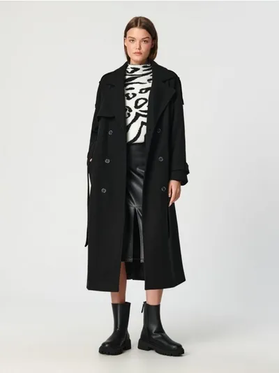 Sinsay Elegancki płaszcz z paskiem, wykonany z materiału odpornego na rozciąganie. - czarny
