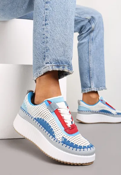 Renee Niebieskie Sneakersy na Platformie Ozdobione Nitami i Patchworkowymi Wstawkami Jeneria
