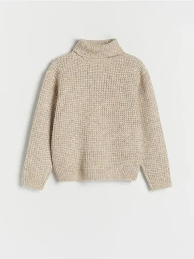 Reserved Sweter o prostym fasonie, wykonany z grubszej dzianiny z domieszką wełny. - złamana biel