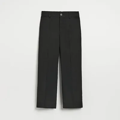 House Czarne spodnie straight fit z nogawką przed kostkę - Czarny