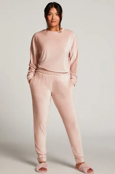 Hunkemöller Hunkemöller Welurowe spodnie do joggingu z prążkowanego materiału Różowy