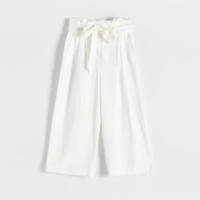 Reserved Spodnie culotte z wiązaniem - Biały