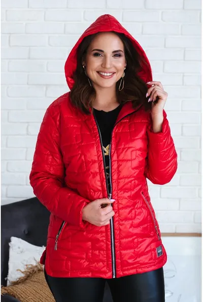 XL-ka Czerwona pikowana kurtka z kapturem - BRIDGET