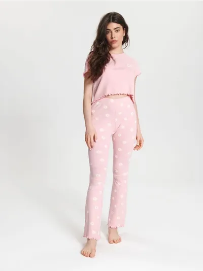 Sinsay Dwuczęściowa piżama w kwiatki, wykonana z bawełny z dodatkiem szybkoschnącego materiału. - różowy