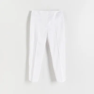 Reserved Spodnie z kantem - Biały