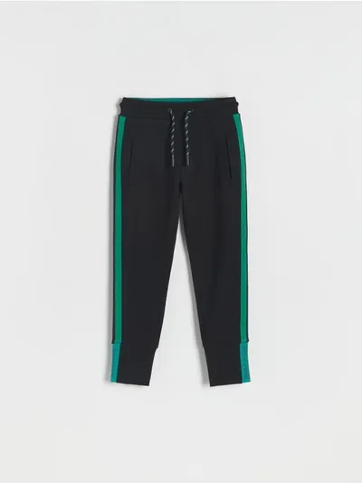 Reserved Spodnie typu jogger, wykonane z bawełnianej dzianiny. - czarny