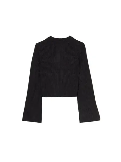 Cropp Czarny sweter z szerokimi rękawami