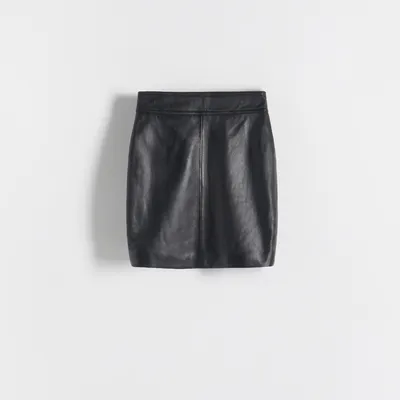 Reserved Skórzana spódnica mini - Czarny