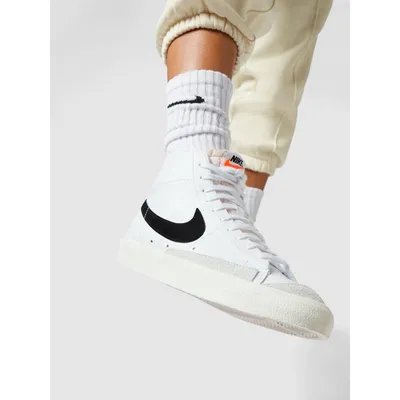 Nike Nike Sneakersy wysokie ze skóry model ‘Blazer Mid 77’