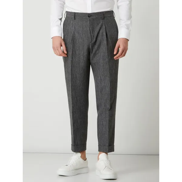 CK Calvin Klein Spodnie z zakładkami w pasie o kroju tapered fit z paskami z logo