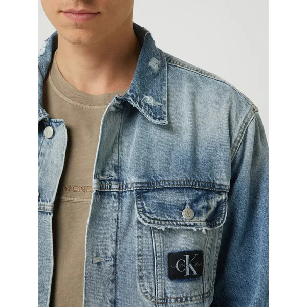 Calvin Klein Jeans Kurtka jeansowa o kroju regular fit z przetarciami