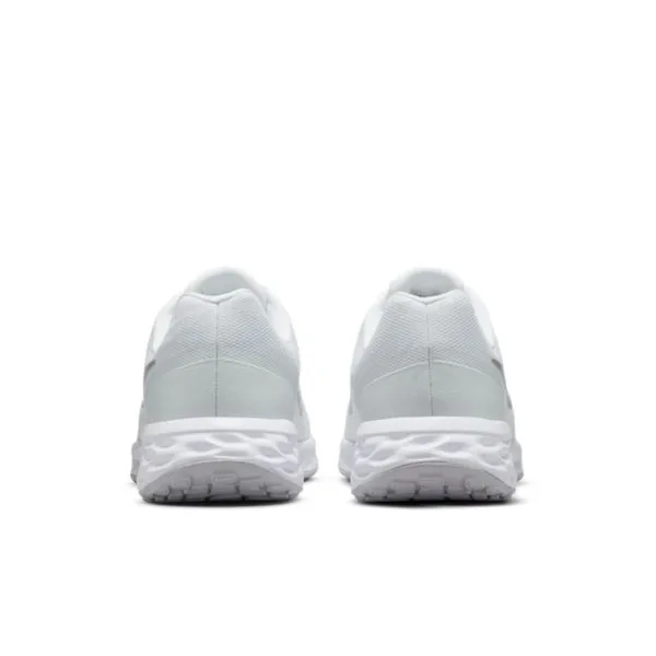 Damskie buty do biegania po asfalcie Nike Revolution 6 Next Nature - Biel