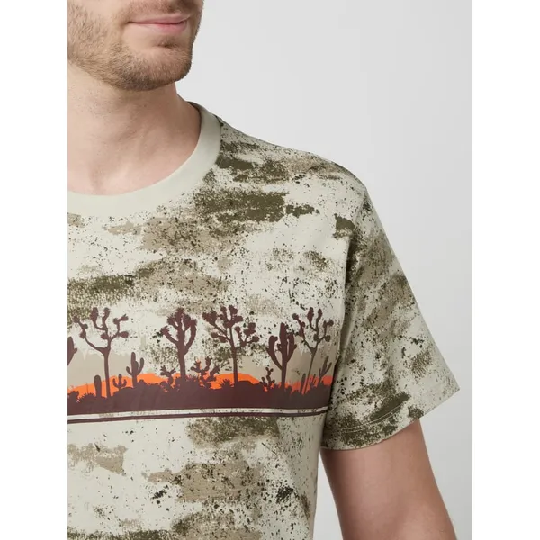 Guess T-shirt ze wzorem na całej powierzchni model ‘Desert’