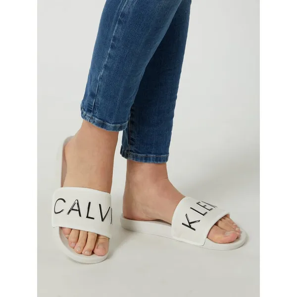Calvin Klein Jeans Klapki z detalem z logo