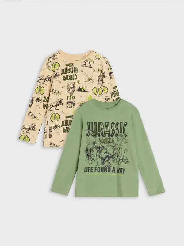 Komplet dwóch koszulek wykonanych z bawełnianej dzianiny i ozdobnym nadrukiem Jurassic World. - wielobarwny