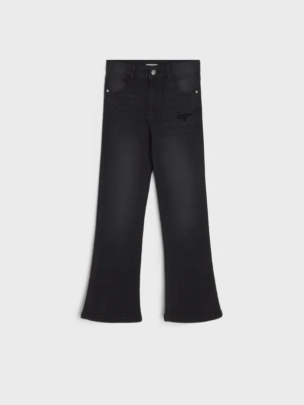 Wygodne jeansy wykonane z bawełnianej tkaniny z domieszką elastycznych włókien. - czarny
