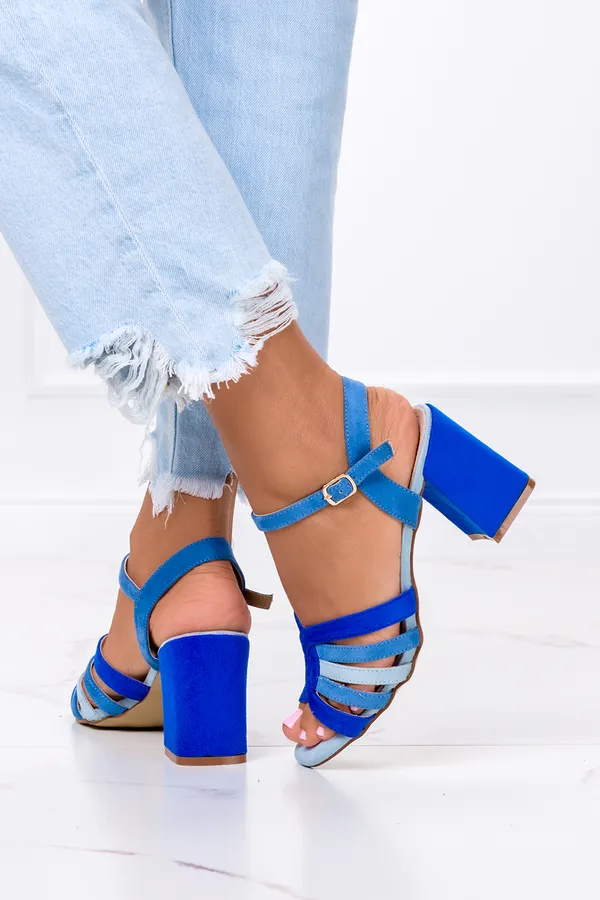 Niebieskie sandały na słupku ze skórzaną wkładką casu er22x16-bl