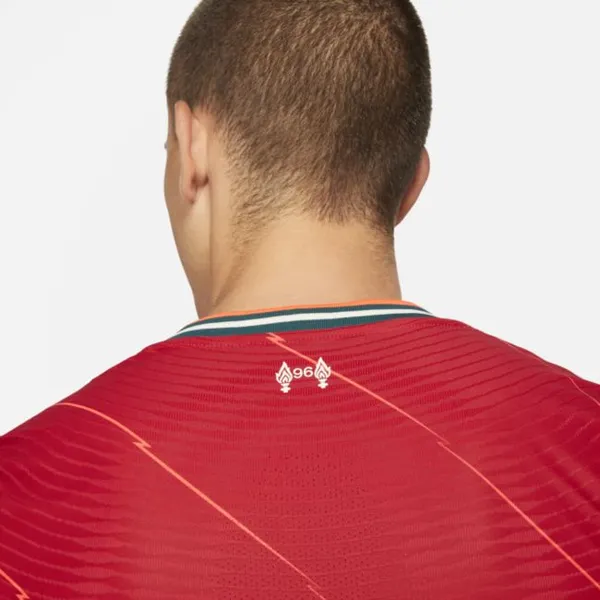 Męska koszulka piłkarska Nike Dri-FIT ADV Liverpool FC 2021/22 Match (wersja domowa) - Czerwony