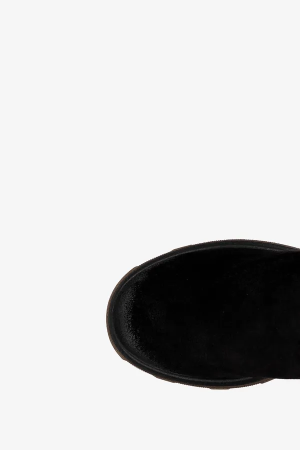 Czarne botki na słupku z gumką polska skóra casu 60375