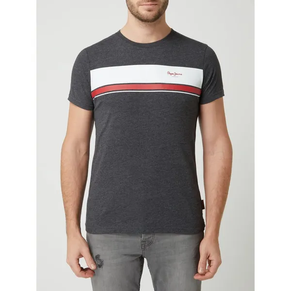Pepe Jeans T-shirt o kroju slim fit z logo model ‘Bender’